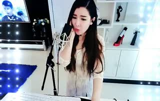 《我是一只小小鸟》~想要飞却怎么也飞不高~