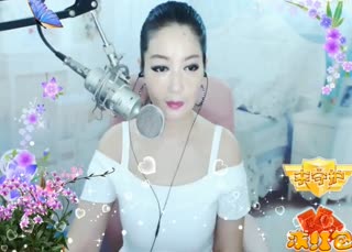 姑娘翻唱《七滴眼泪》~声音很有魔性~