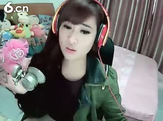六间房秀场真人主播≈☆萤o0火o虫☆≈秀唱high歌