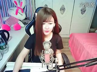 六间房美女主播久美。直播间视频