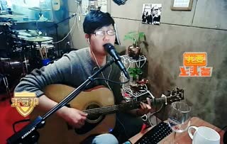《穿过你的黑发的我的手》好冷~