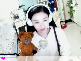 六间房美女主播夏目七聊天交友