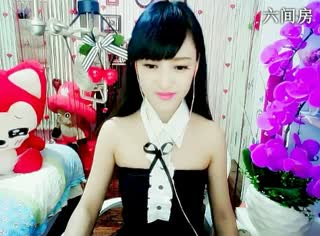 六间房最红主播❥可乐baby♫ 直播中