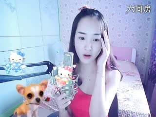 六间房美女主播╰&hearts;小鹿乱撞？互动直播中
