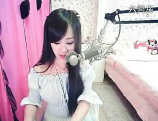 六间房美女主播╰⋛泡沫ღ寒兮⋚╯直播间视频