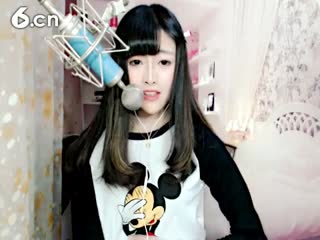 六间房最红主播♫七小娘、秀唱直播