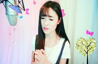 我也曾黯然心碎~这是《爱的代价》~