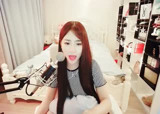 甜美妹子翻唱阿妹《只爱高跟鞋》~炒鸡好听~