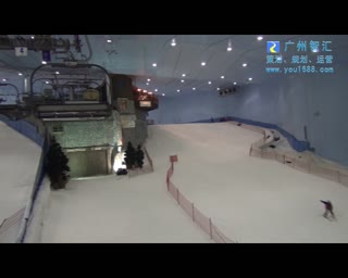 迪拜滑雪场缆车