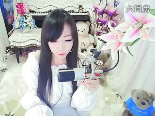 六间房秀场真人主播╭≡★妙人儿ご直播中