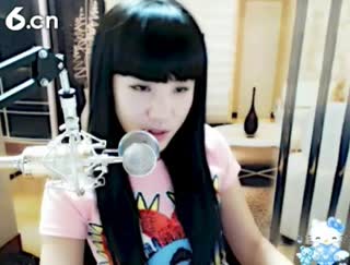 六间房美女主播Xy❤芯瑶深情演唱