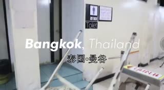 醉了！外国小伙实拍各国男厕所 新德里最惨不忍睹