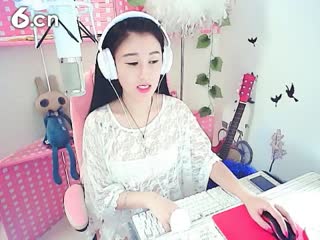 六间房美女主播Amy安然ミ代理つ-深情演唱