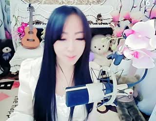 爱人有一颗《玻璃心》~即破碎了就难以在愈合