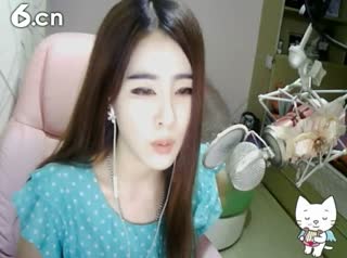 六间房呆萌女主播小阿轩∞∞ 在线交友聊天
