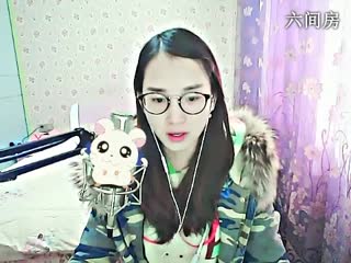 六间房秀场真人主播╰&hearts;小鹿乱撞？直播中