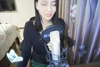 静雅美女为你深情一曲粤语歌，很好听的！