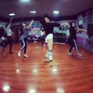 编舞的 是个天才