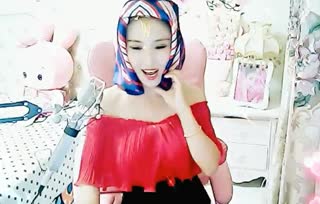 前方高能~美女主播霸气演唱《大花轿》~