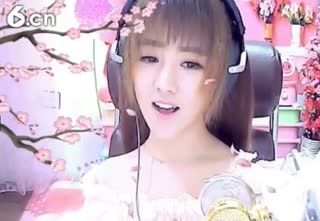 六间房呆萌女主播☜小鱼儿❦☞ 秀唱high歌