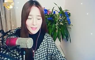 美女翻唱6房红曲《爱要逃》