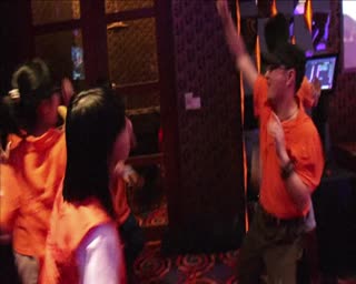最炫民族风哈皮版~