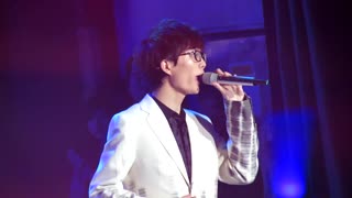 断桥残雪 2012北京演唱会 饭拍版 - 许嵩.flv