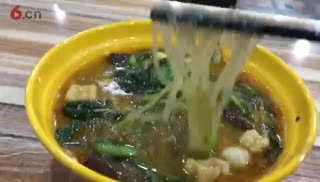 曾记抚顺麻辣拌中的麻辣盆