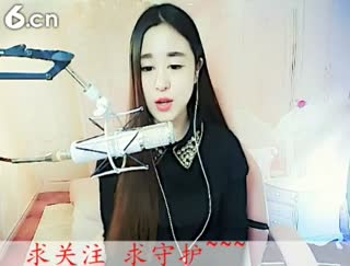 六间房秀场真人主播♚︶小丸子直播中
