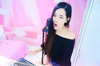 在夜深人静的夜空中~寻找《最初的温柔》