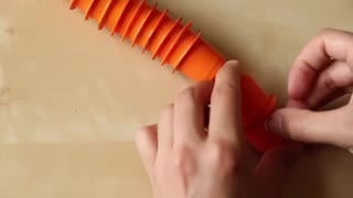 5种利用身边废品制作的玩具