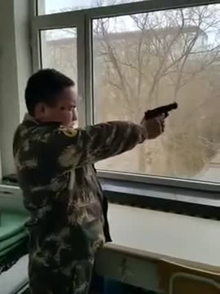 绝对是高手！实拍打手枪真是绝了