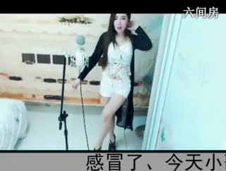 六间房秀场真人主播◥▇摇滚☀女皇▇◤直播中