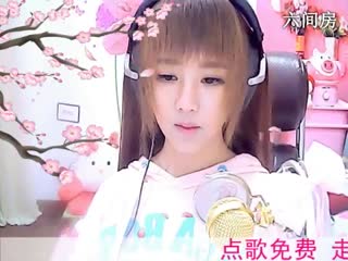 六间房最红美女主播☜小鱼儿❦☞秀唱直播