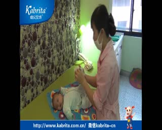 如何给婴儿洗脸不可忽略的知识 佳贝艾特育儿抓家教大家