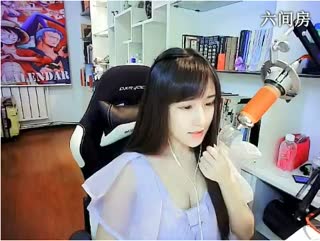 六间房美女主播&Prime;8秒．．&middot;&deg;♡深情演唱
