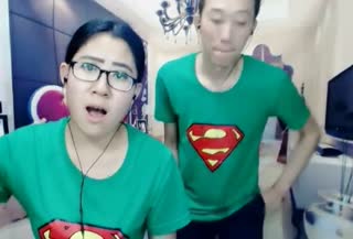 夫妻档演唱《红楼梦》判曲《枉凝眉》