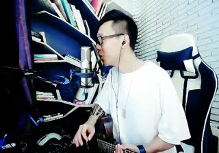 《三个人的晚餐》没有人开口交谈