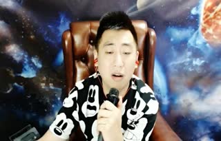 男主播深情演唱《独自唱情歌》 却越唱越寂寞~