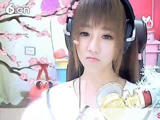 六间房美女主播小鱼儿秀唱爱的摩天轮视频