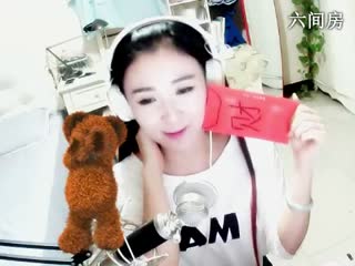 六间房呆萌女主播夏目七 互动直播中