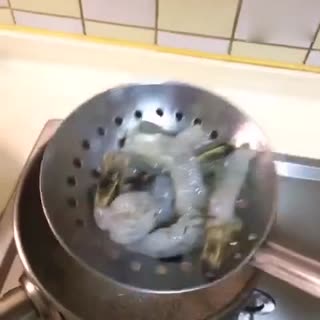 虾仁砂锅粥 很适合给宝宝做