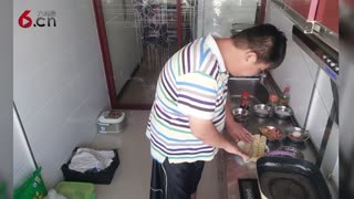 美食达人自制煎饼果子 17.09.15.mp4