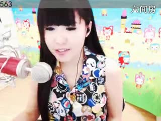 六间房美女主播Smileの2宝er秀唱转身