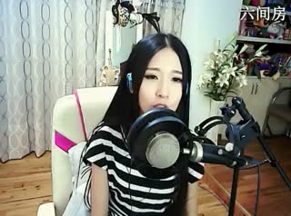 六间房热门美女秀柯艾秀唱high歌